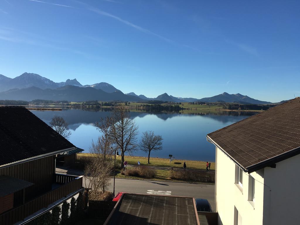 Ferienwohnungen Hopfensee Füssen Camera foto