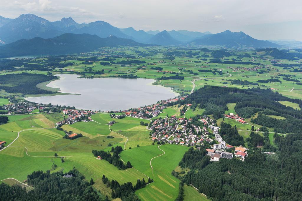 Ferienwohnungen Hopfensee Füssen Camera foto